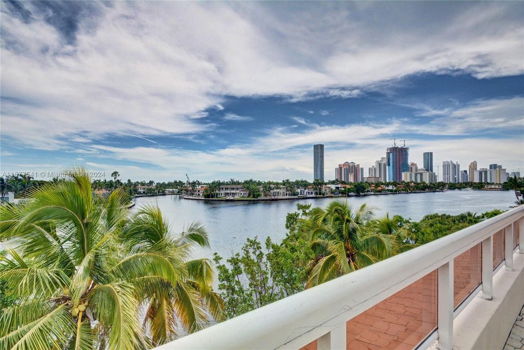 Pool deck intracoastal view