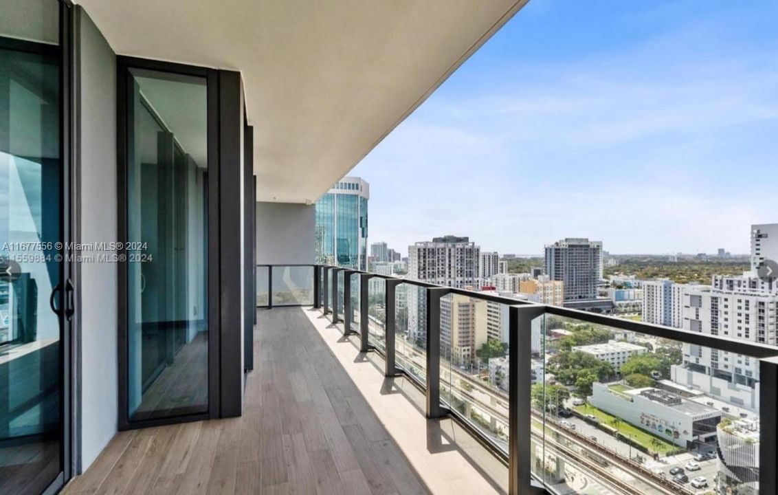 En Venta: $1,079,000 (2 camas, 2 baños, 1370 Pies cuadrados)