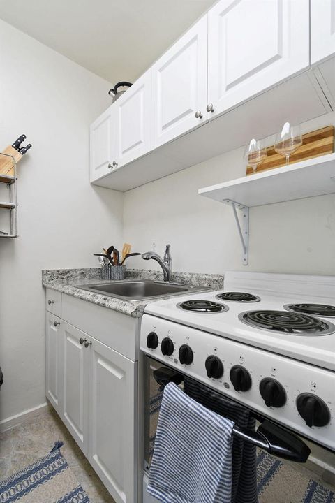 Residence #8