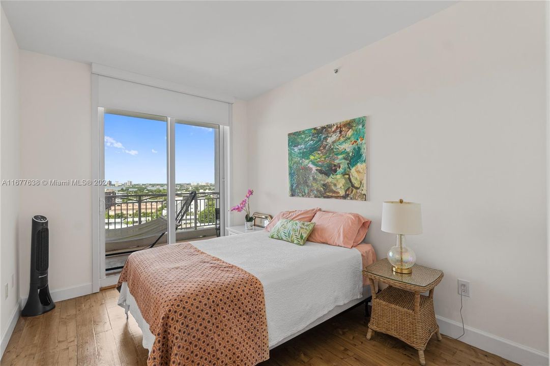 For Sale: $1,080,000 (2 beds, 2 baths, 1508 Square Feet)