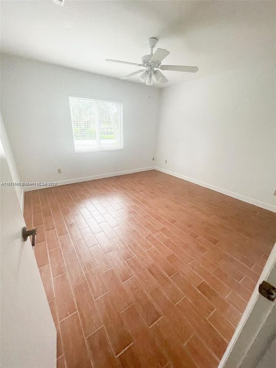 For Rent: $4,300 (3 beds, 2 baths, 1882 Square Feet)