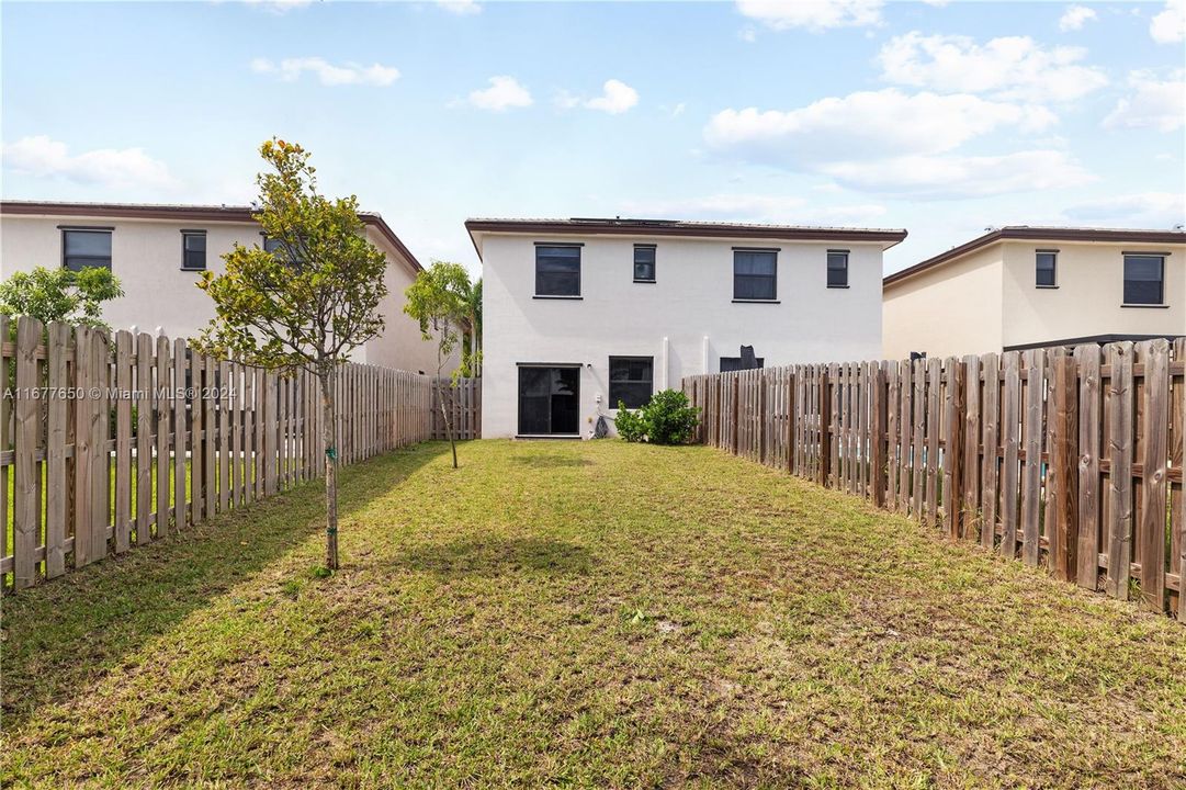 For Sale: $465,000 (3 beds, 2 baths, 1514 Square Feet)