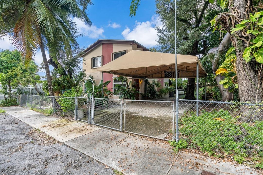 For Sale: $610,000 (3 beds, 2 baths, 2248 Square Feet)