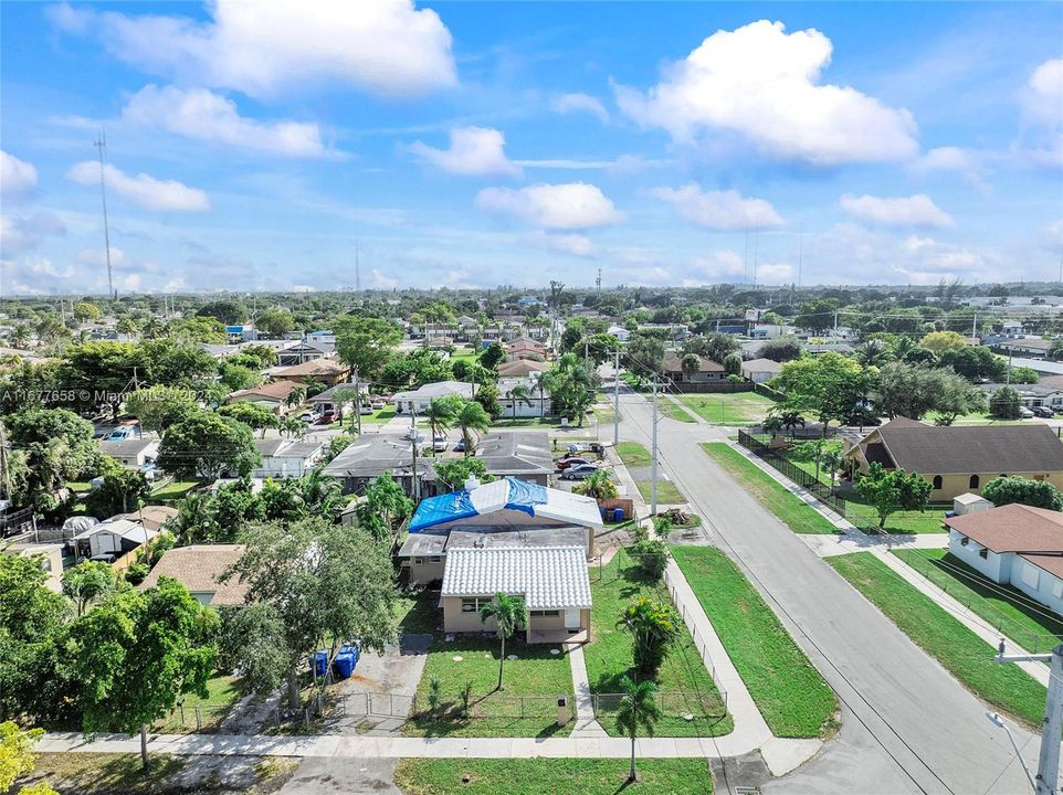 For Sale: $515,000 (4 beds, 2 baths, 2098 Square Feet)