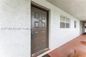 For Rent: $1,825 (2 beds, 2 baths, 926 Square Feet)