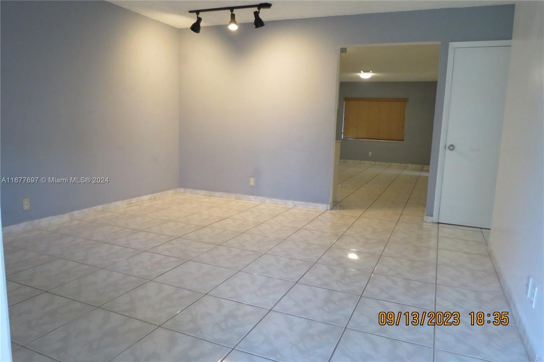 For Rent: $2,600 (2 beds, 2 baths, 2192 Square Feet)