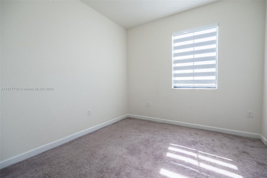 For Rent: $3,100 (3 beds, 2 baths, 1540 Square Feet)