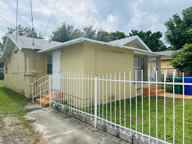 Side of house and driveway