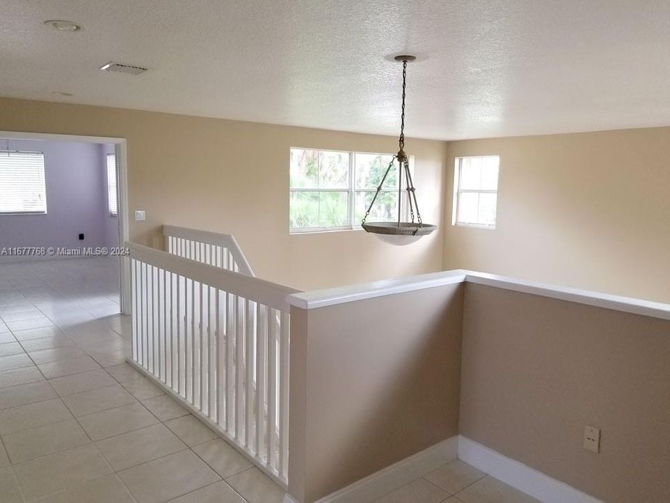 For Rent: $4,200 (4 beds, 2 baths, 2497 Square Feet)