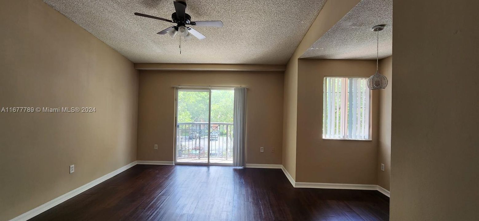 For Rent: $1,600 (1 beds, 1 baths, 746 Square Feet)