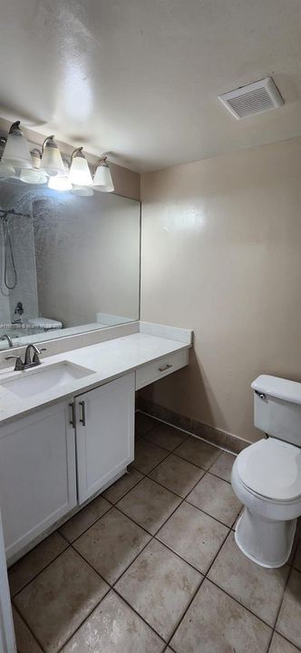 For Rent: $1,600 (1 beds, 1 baths, 746 Square Feet)