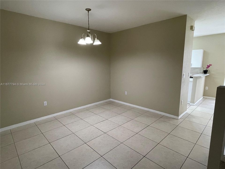 For Rent: $3,250 (3 beds, 2 baths, 1602 Square Feet)