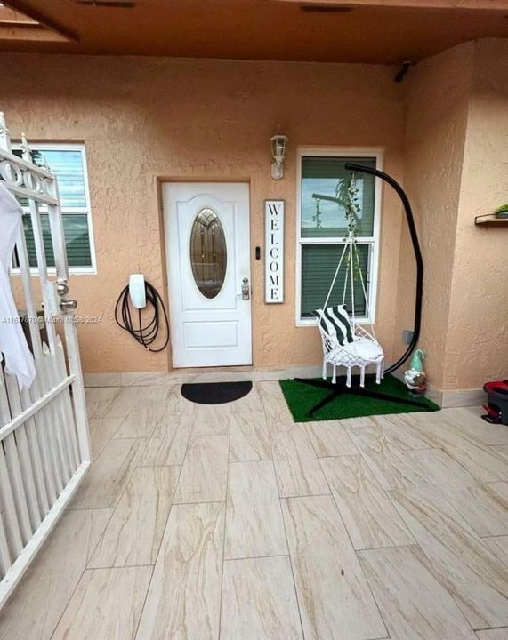 En Venta: $410,000 (2 camas, 2 baños, 1089 Pies cuadrados)