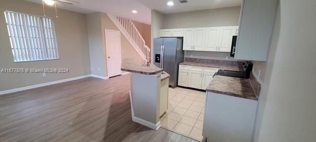 For Sale: $317,000 (3 beds, 2 baths, 1380 Square Feet)