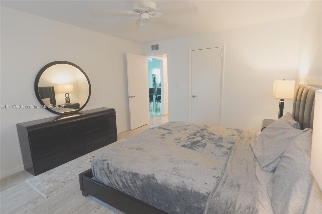 For Rent: $3,000 (2 beds, 2 baths, 1014 Square Feet)