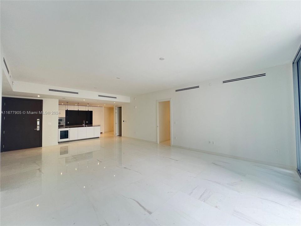 En Venta: $2,990,000 (2 camas, 3 baños, 1830 Pies cuadrados)