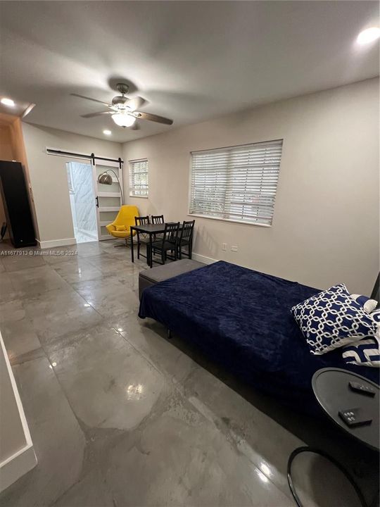 For Rent: $2,000 (1 beds, 1 baths, 501 Square Feet)