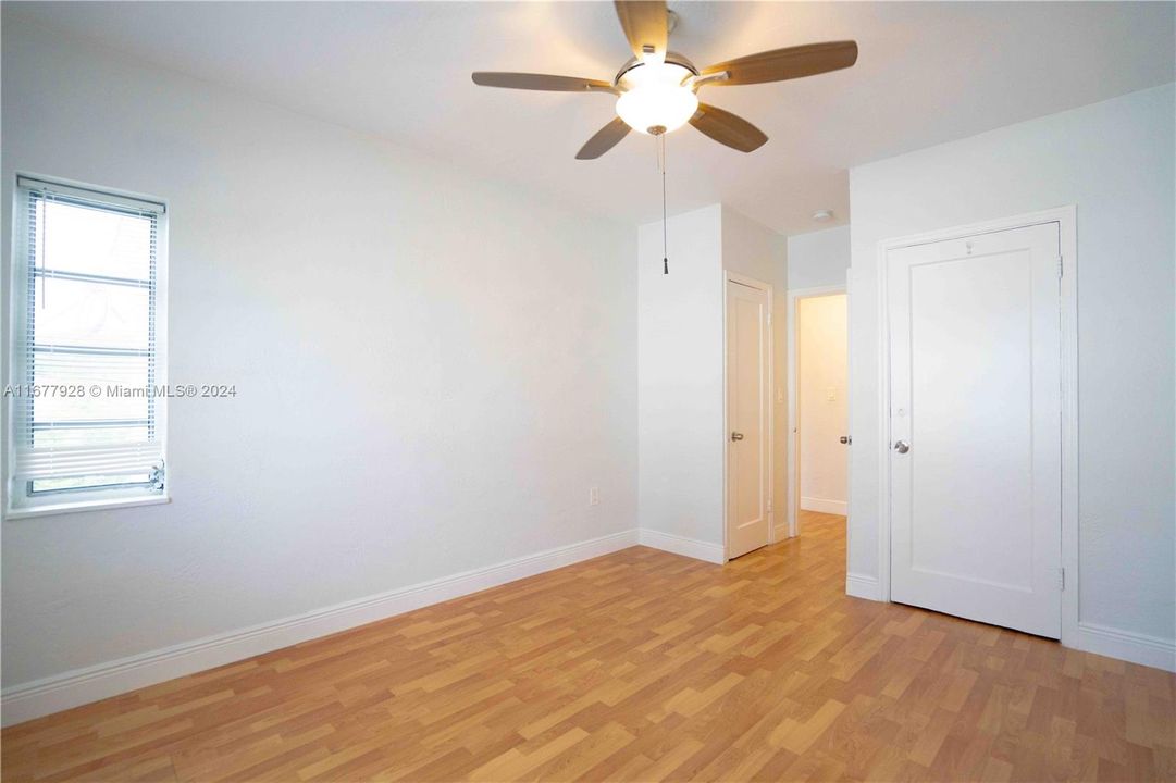 For Rent: $1,900 (1 beds, 1 baths, 650 Square Feet)