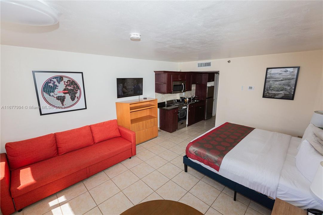 For Sale: $144,321 (0 beds, 1 baths, 360 Square Feet)