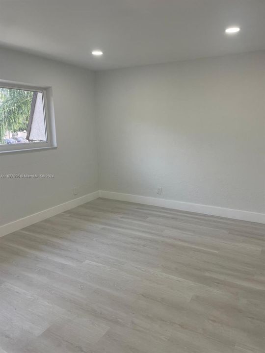 For Rent: $2,900 (2 beds, 2 baths, 1220 Square Feet)