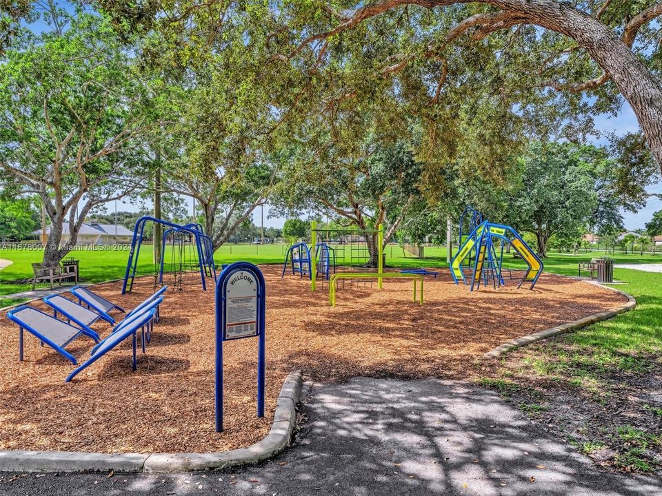 Shenandoah Park, playground