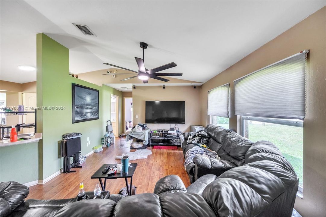 For Sale: $259,900 (3 beds, 2 baths, 0 Square Feet)