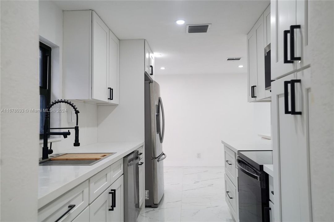 En Venta: $474,999 (3 camas, 2 baños, 1248 Pies cuadrados)