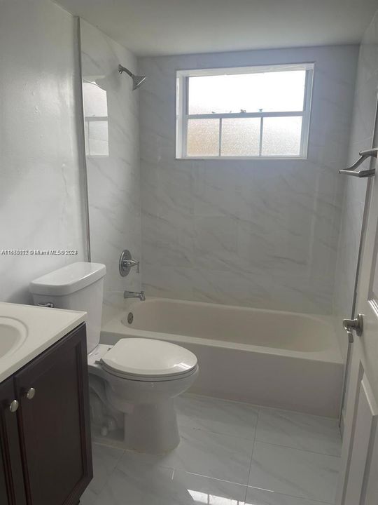 For Rent: $2,300 (2 beds, 2 baths, 1100 Square Feet)