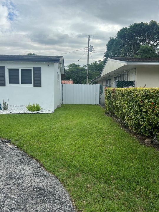 For Rent: $5,500 (5 beds, 2 baths, 1492 Square Feet)