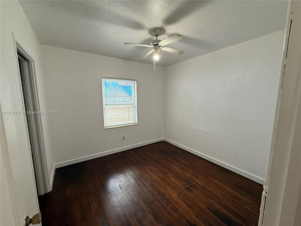 For Rent: $3,500 (3 beds, 2 baths, 1268 Square Feet)