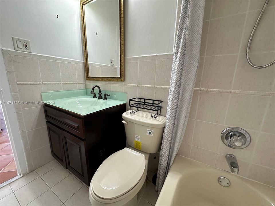 For Rent: $3,600 (2 beds, 2 baths, 1188 Square Feet)