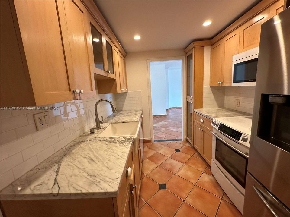 For Rent: $3,600 (2 beds, 2 baths, 1188 Square Feet)