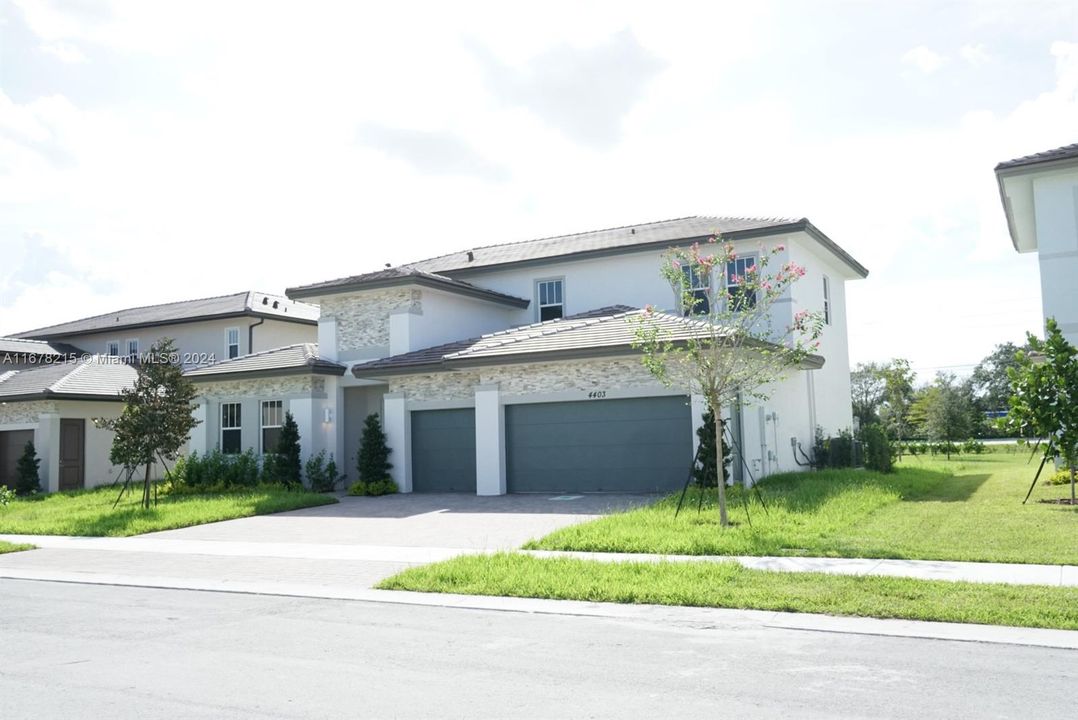 For Sale: $1,455,000 (4 beds, 3 baths, 3177 Square Feet)