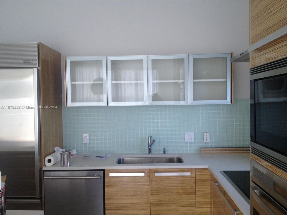 For Rent: $7,700 (2 beds, 2 baths, 1588 Square Feet)