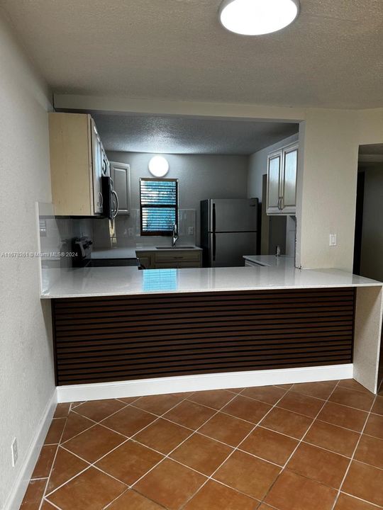 En Venta: $280,000 (2 camas, 2 baños, 918 Pies cuadrados)