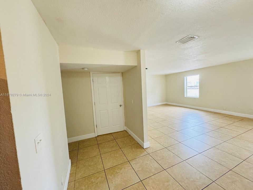 For Rent: $4,000 (4 beds, 3 baths, 1768 Square Feet)