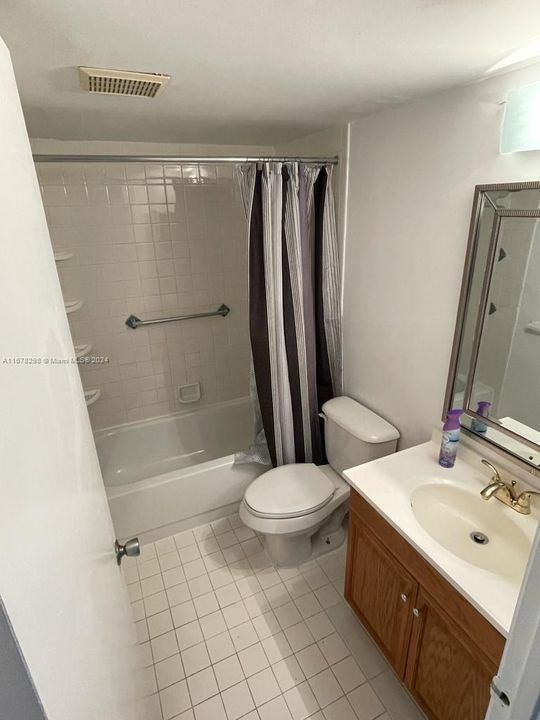 For Rent: $1,875 (2 beds, 1 baths, 953 Square Feet)