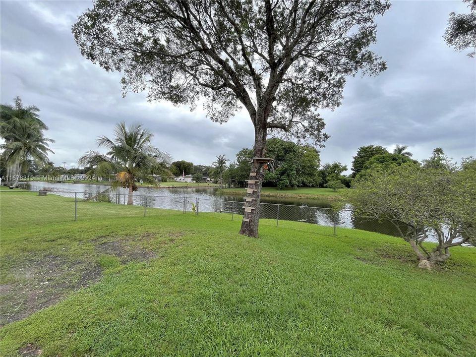 For Sale: $739,900 (3 beds, 2 baths, 1344 Square Feet)