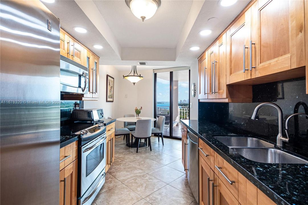 For Sale: $399,000 (1 beds, 1 baths, 1200 Square Feet)