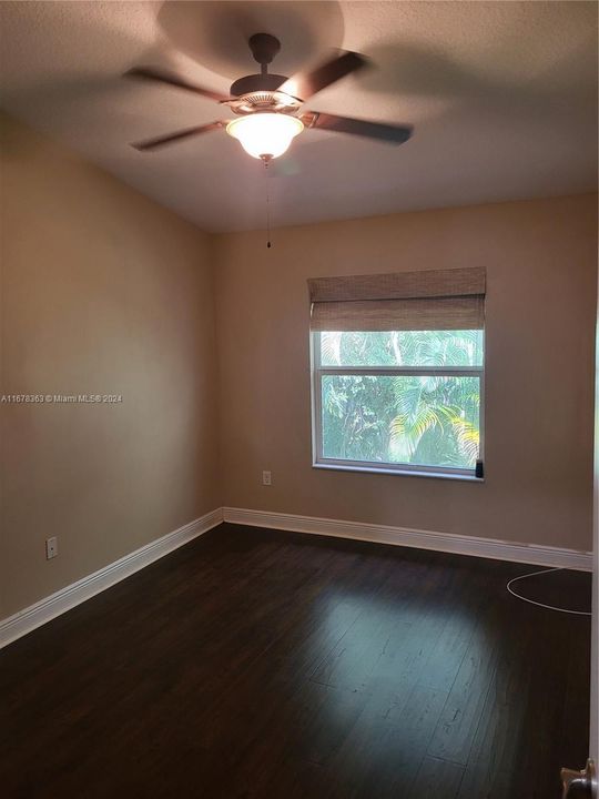 For Rent: $4,000 (3 beds, 2 baths, 1749 Square Feet)