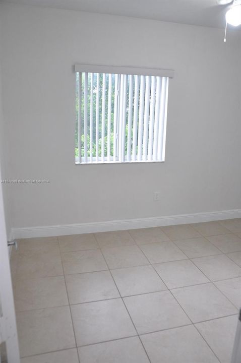 For Rent: $2,500 (2 beds, 1 baths, 700 Square Feet)