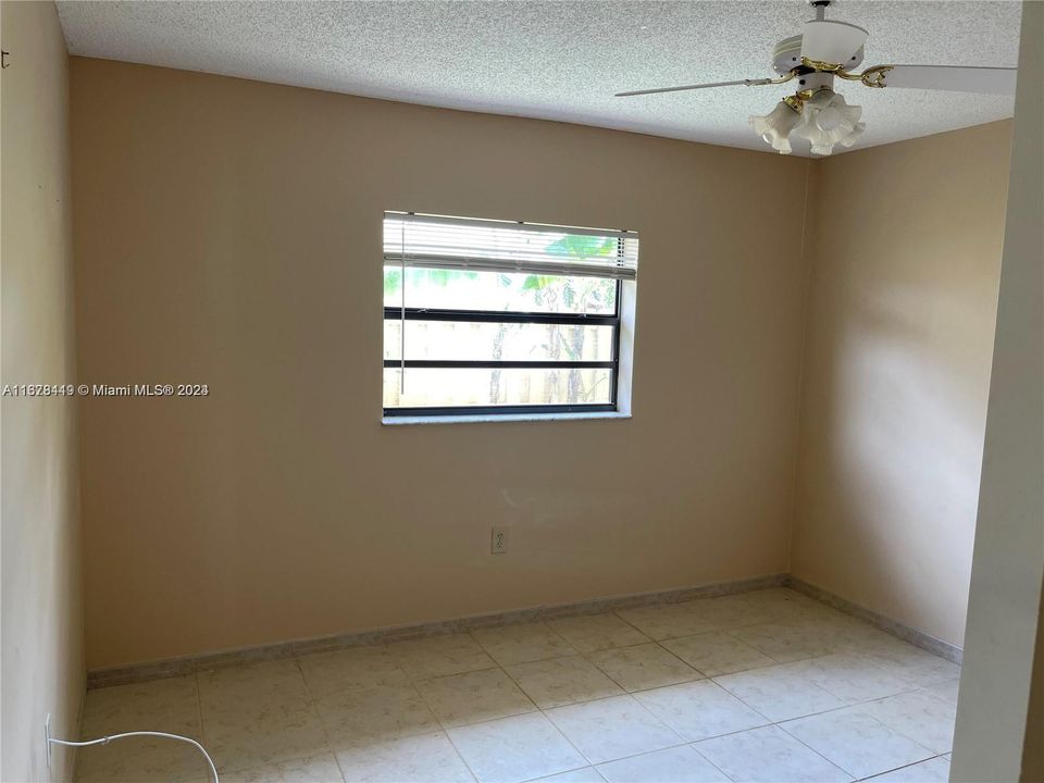 For Rent: $3,500 (3 beds, 2 baths, 1645 Square Feet)