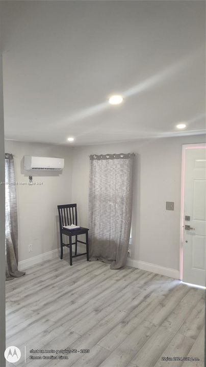 For Rent: $2,100 (2 beds, 1 baths, 586 Square Feet)