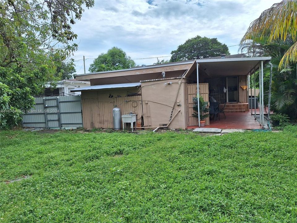 En Venta: $625,000 (0 camas, 0 baños, 1538 Pies cuadrados)