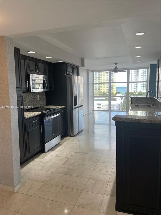 For Sale: $549,000 (2 beds, 2 baths, 1430 Square Feet)