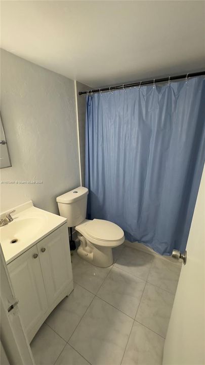 For Rent: $2,500 (2 beds, 2 baths, 803 Square Feet)