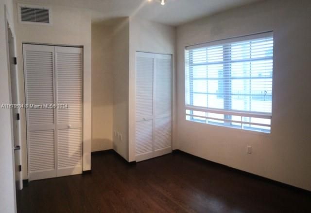 For Sale: $334,800 (1 beds, 1 baths, 590 Square Feet)