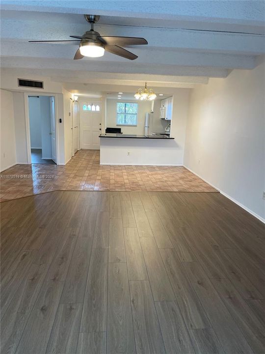 For Rent: $2,200 (2 beds, 2 baths, 1155 Square Feet)