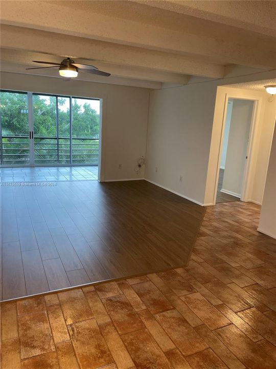 For Rent: $2,200 (2 beds, 2 baths, 1155 Square Feet)