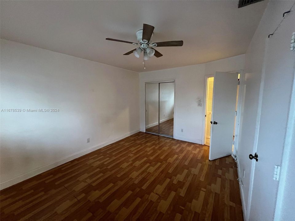 For Rent: $1,900 (2 beds, 2 baths, 840 Square Feet)